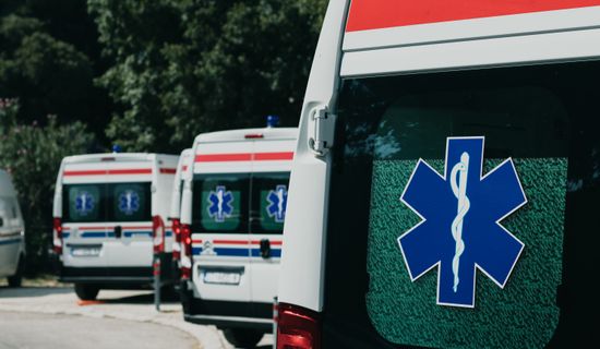 穆棱救护车转运病人过路高速收费吗?